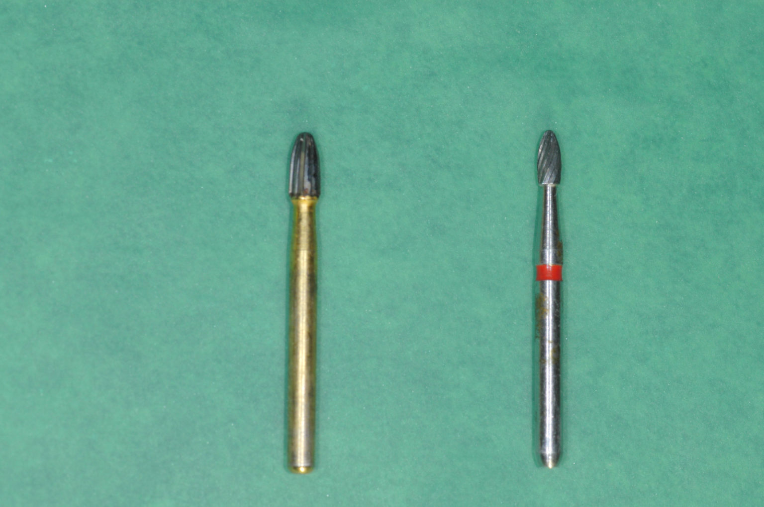 CAVOSURFACE BEVELS WITH 7404 AND 7406 BURS Peter Walford Dentistry